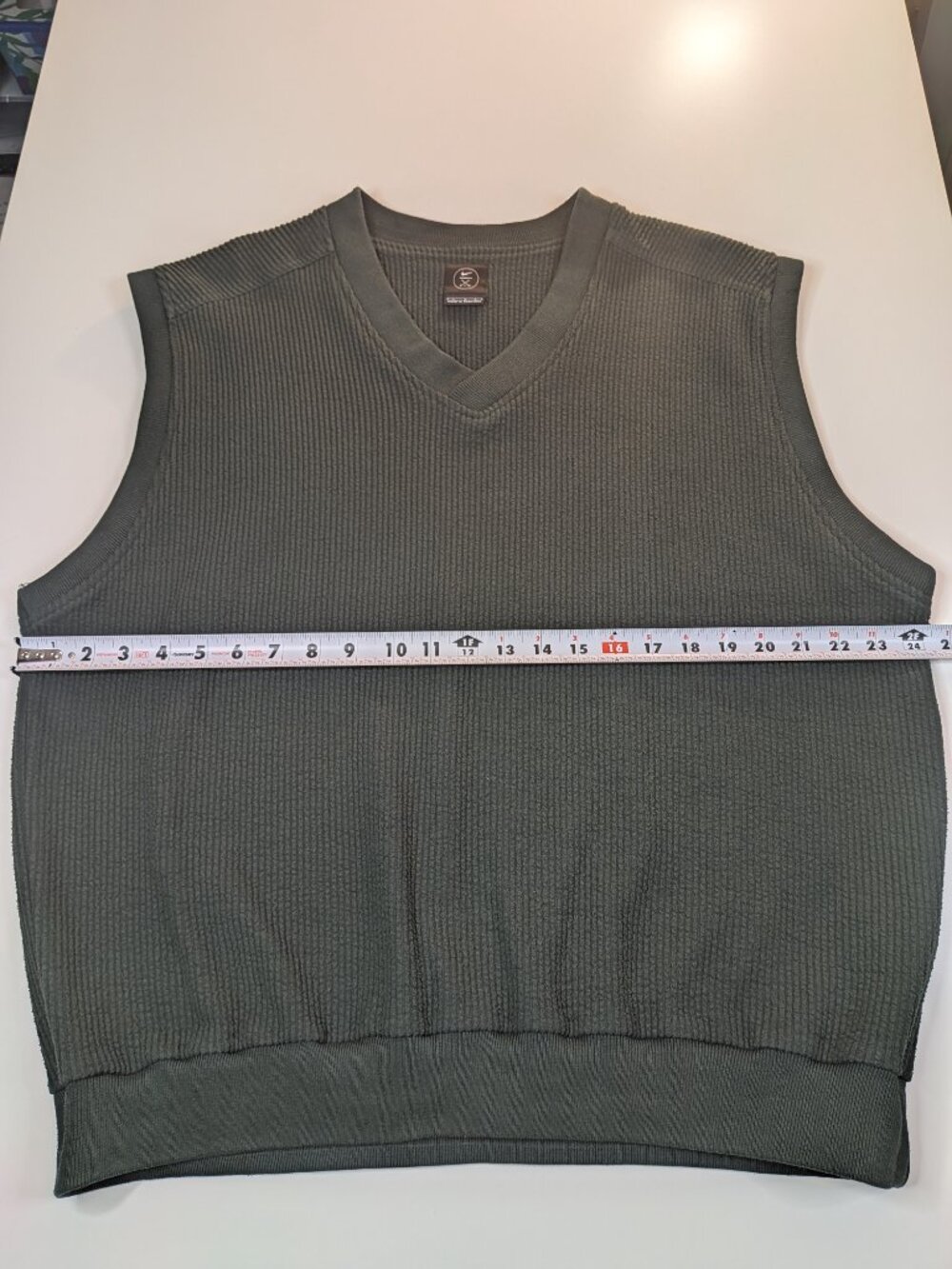 Nike Golf Men’s Hunter Green V-Neck Sweater Vest Size Large - Picture 3 of 6